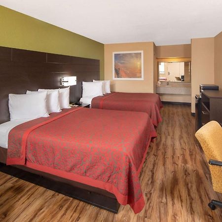 Days Inn By Wyndham Tupelo Exterior photo